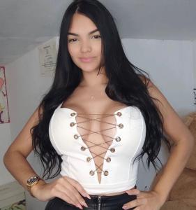 641413513: Chica busca chico en Murcia