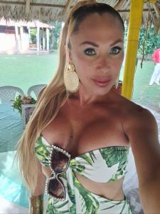 643264765: Travesti en Granada