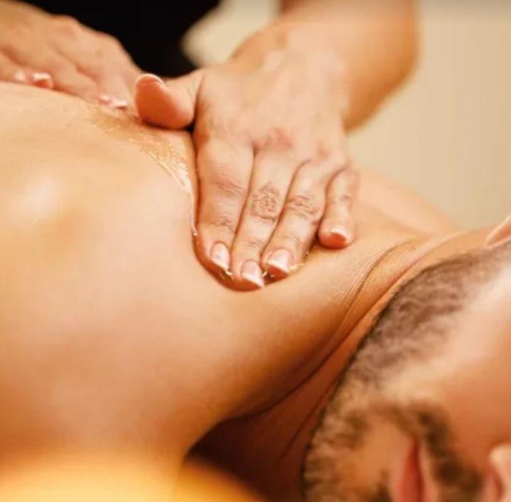 613442269: Chica busca chico en Madrid