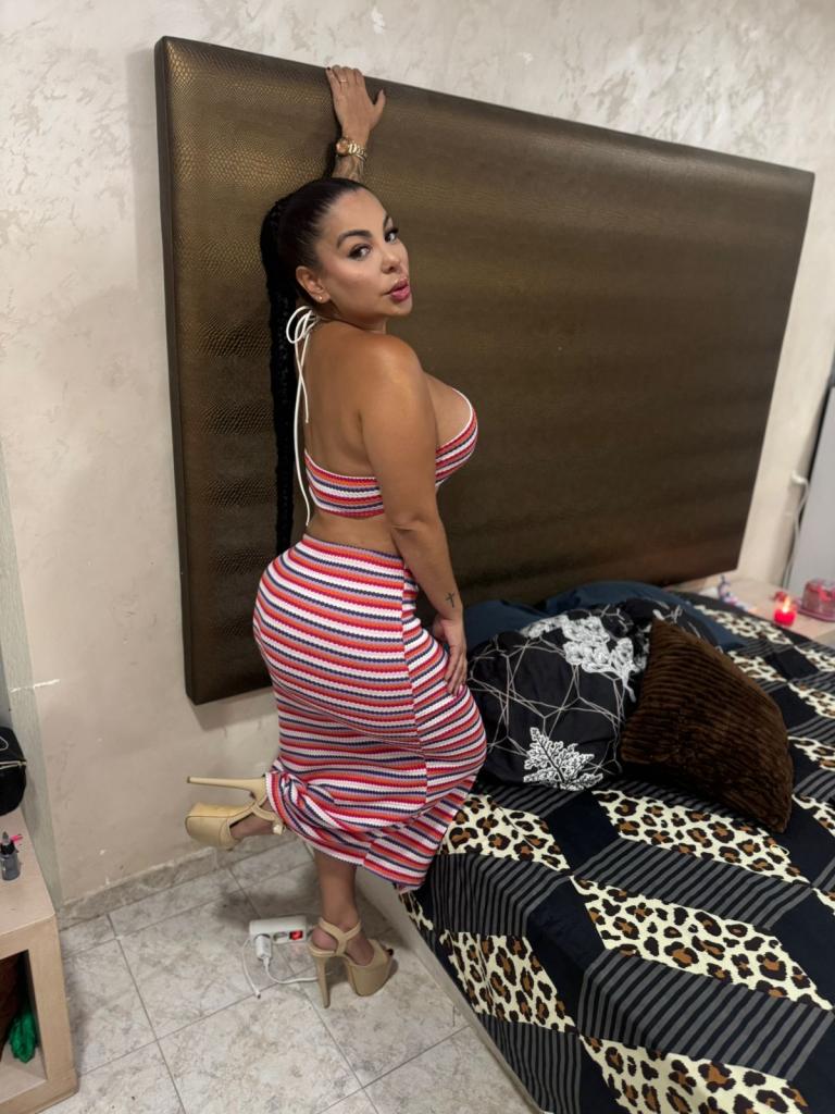 624743049: Chica busca chico en Mallorca