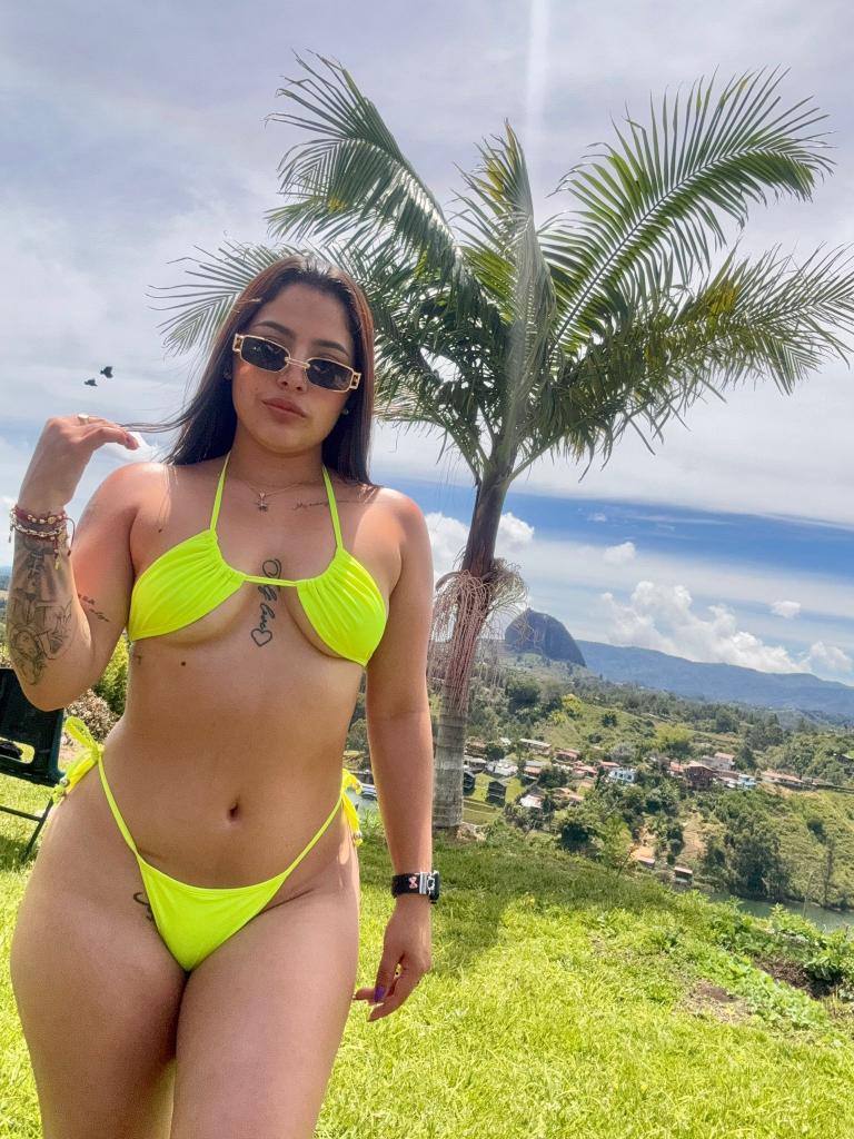 Chica busca chico en Tenerife: 