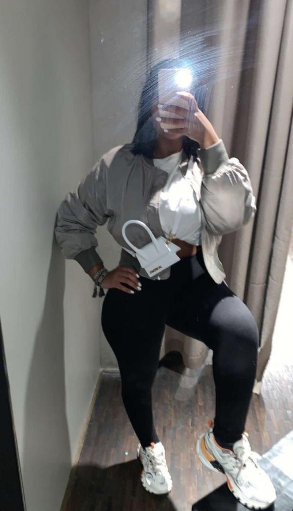 Chica busca chico en Barcelona: 