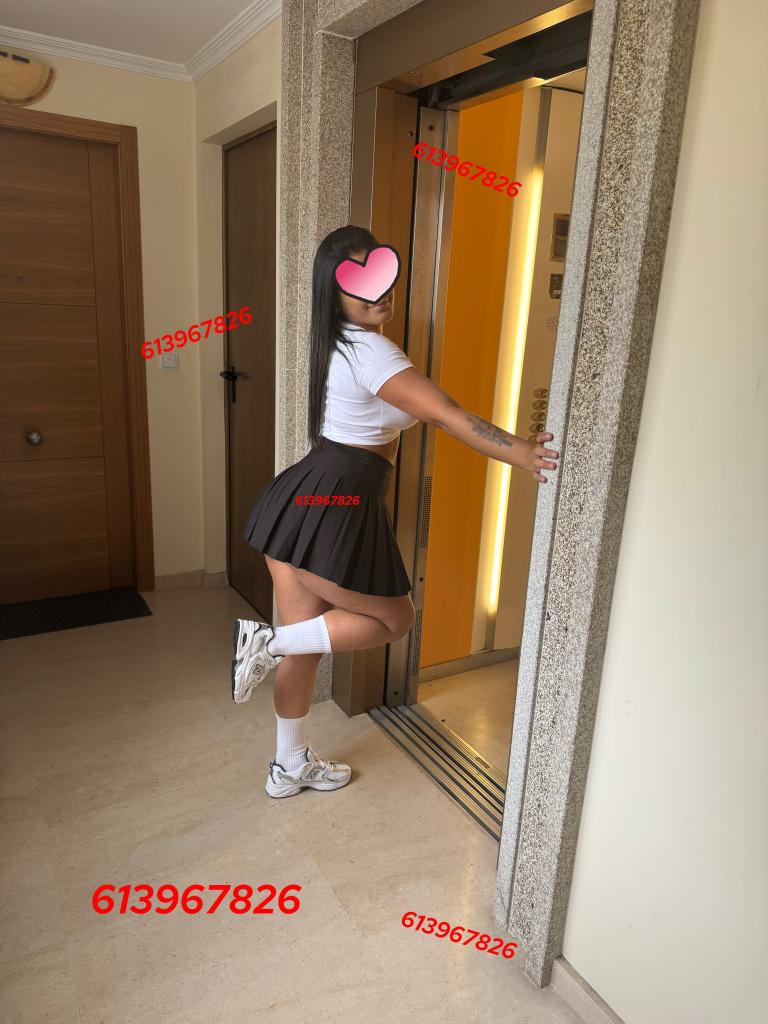 613967826: Chica busca chico en Orense