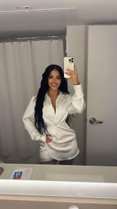 695778395: Chica busca chico en Barcelona