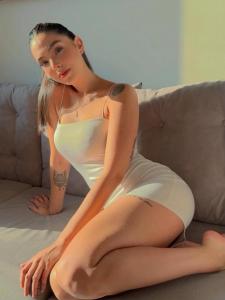 722181177: Chica busca chico en Madrid