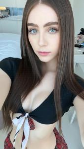 615601935: Chica busca chico en Madrid