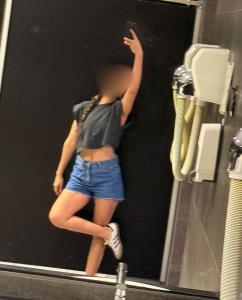 607435616: Chica busca chico en Madrid