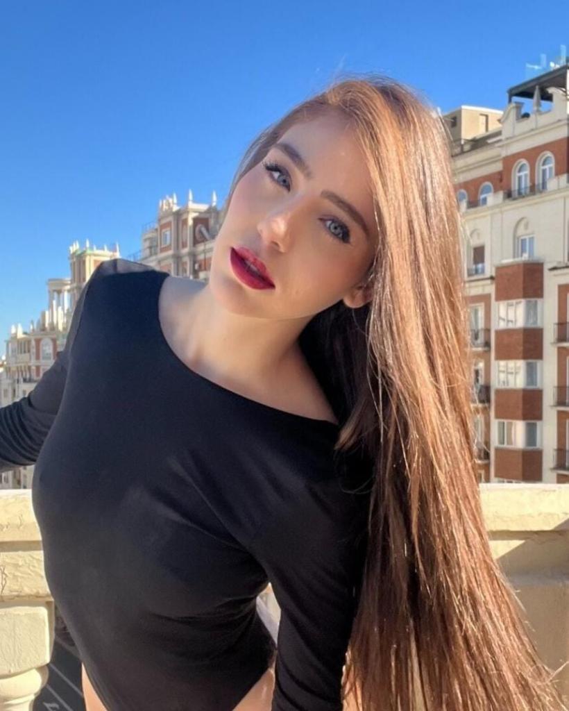 615601935: Chica busca chico en Madrid