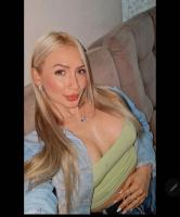 681098657: Chica busca chico en Barcelona