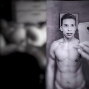 654979926: Chico busca chica en Málaga