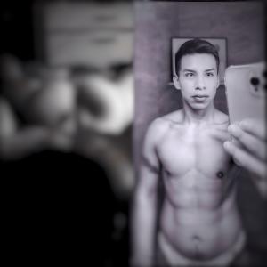 Chico busca chica en Málaga: 