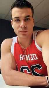 Chico busca chica en Málaga: 