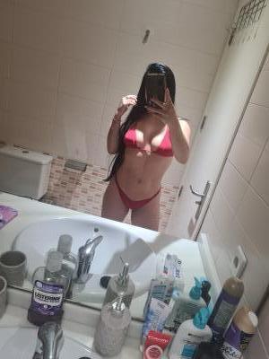 Chica busca chico en Cádiz: 