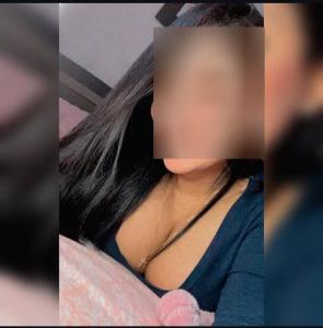633413428: Chica busca chico en Navarra