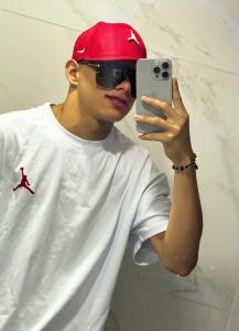 Chico busca chica en Tenerife: 