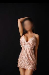 613158096: Chica busca chico en Madrid