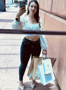 632707000: Chica busca chico en Gerona