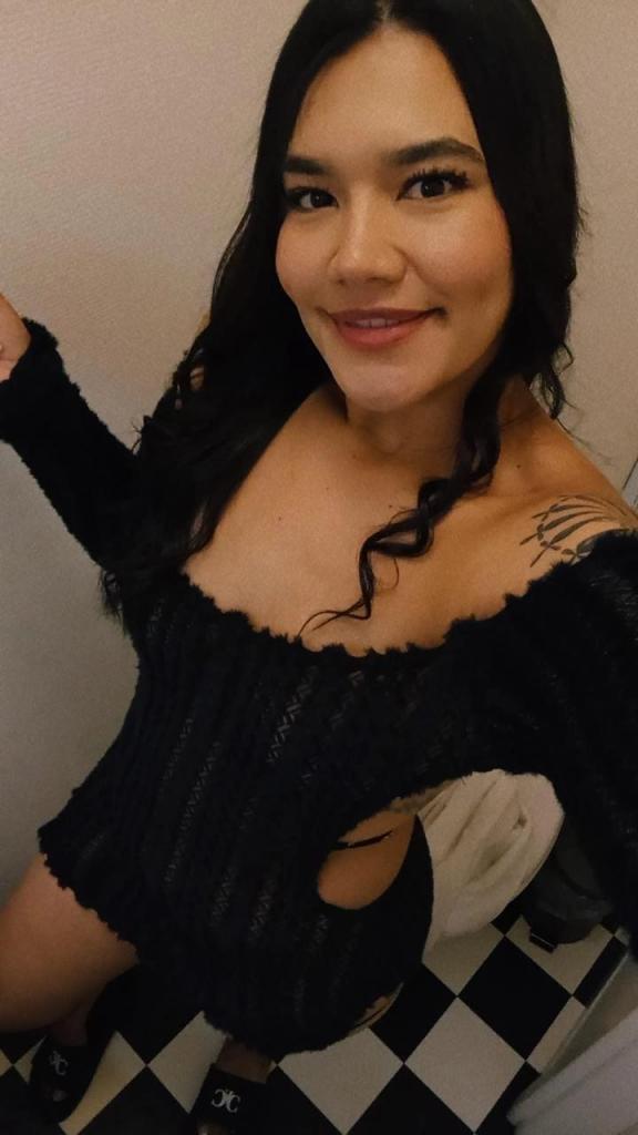 Chica busca chico en Granada: 