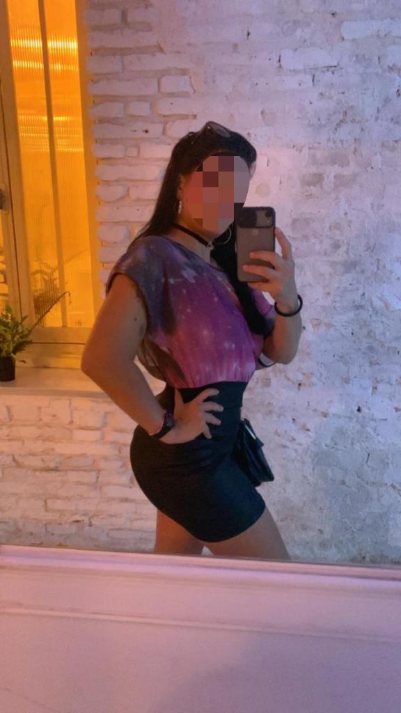 Chica busca chico en Huelva: 