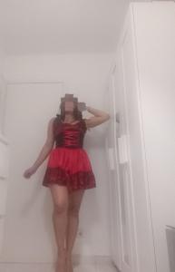 665010844: Chica busca chico en Barcelona