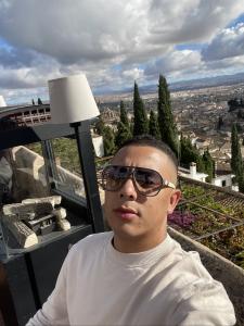 Chico busca chica en Alicante: 