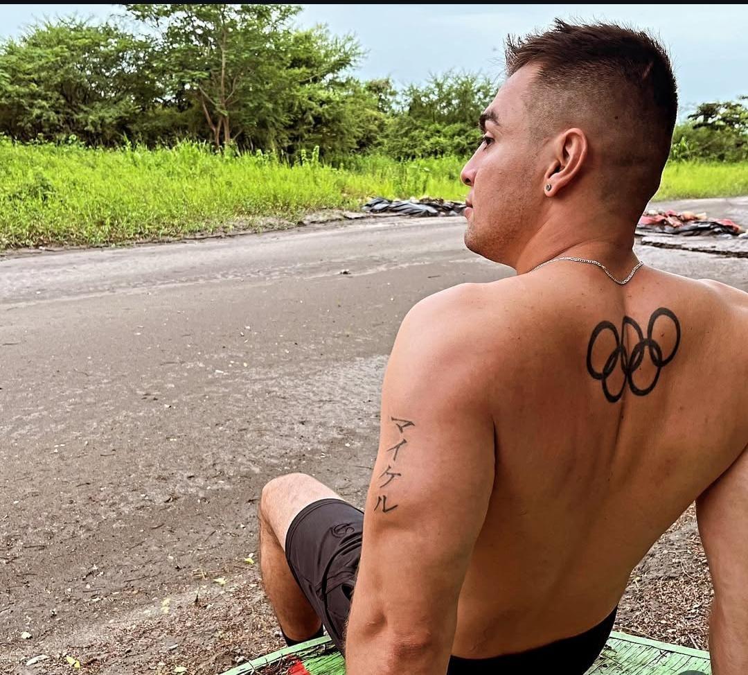 Chico busca chica en Málaga: 