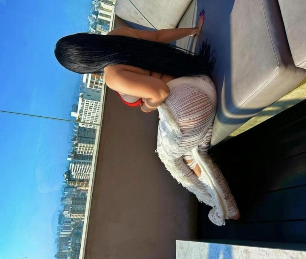 Chica busca chico en Tenerife: 