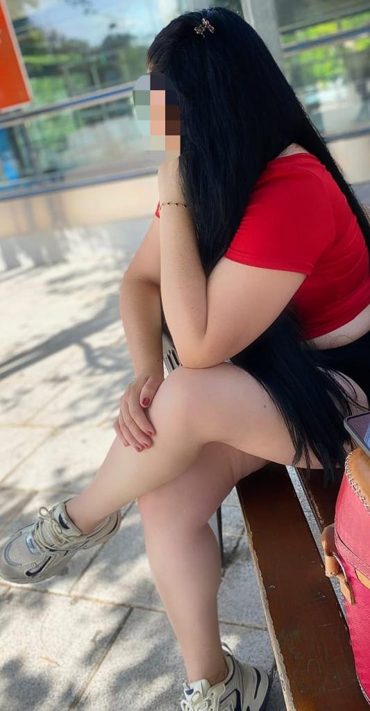 Chica busca chico en Granada: 