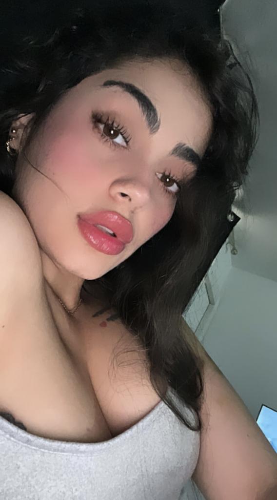 Chica busca chico en Huelva: 