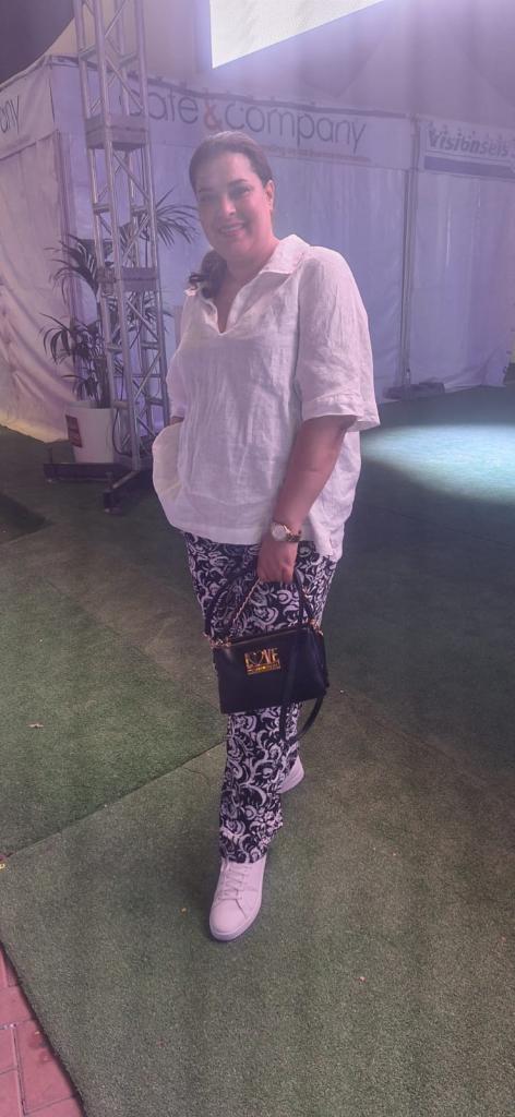 664321460: Chica busca chico en Albacete