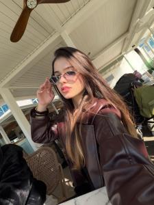 613207141: Chica busca chico en Cádiz