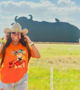 643443196: Chica busca chico en Cuenca