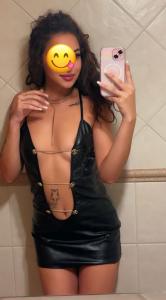 688394537: Chica busca chico en Madrid