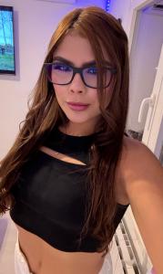 625897881: Chica busca chico en Madrid