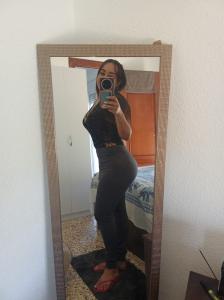 689244442: Chica busca chico en Murcia
