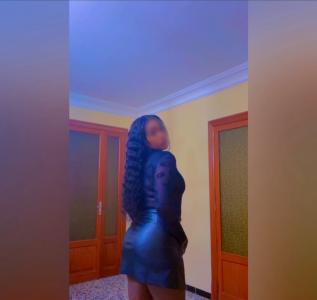 614594633: Chica busca chico en Mallorca