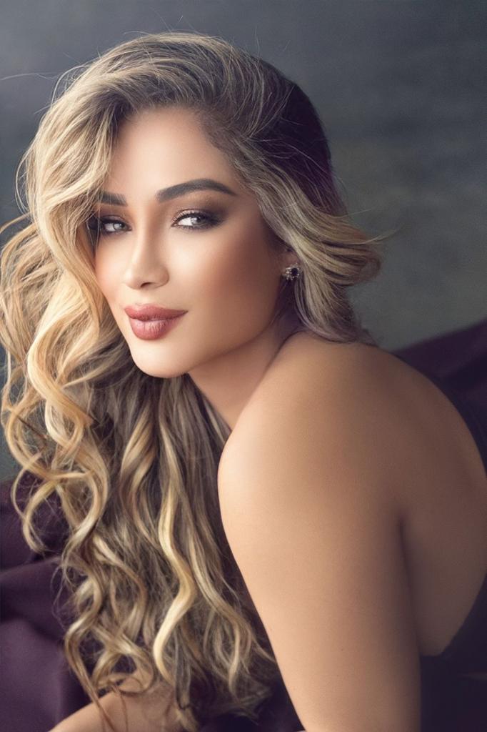 Chica busca chico en Ibiza: 