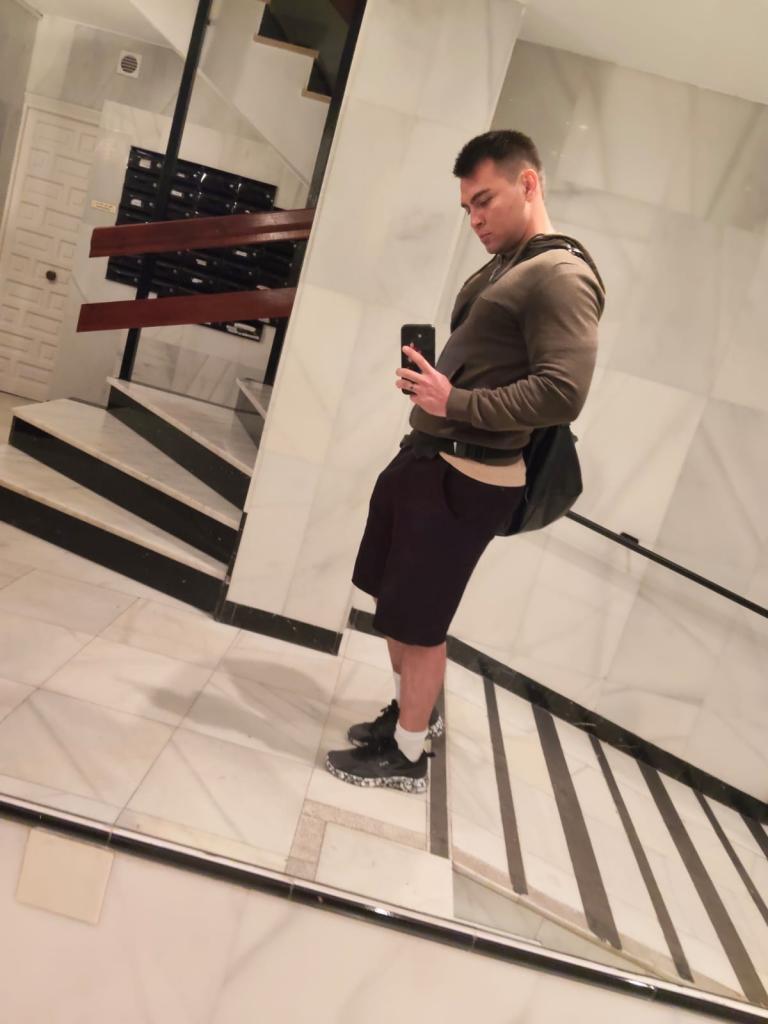 Chico busca chica en Málaga: 