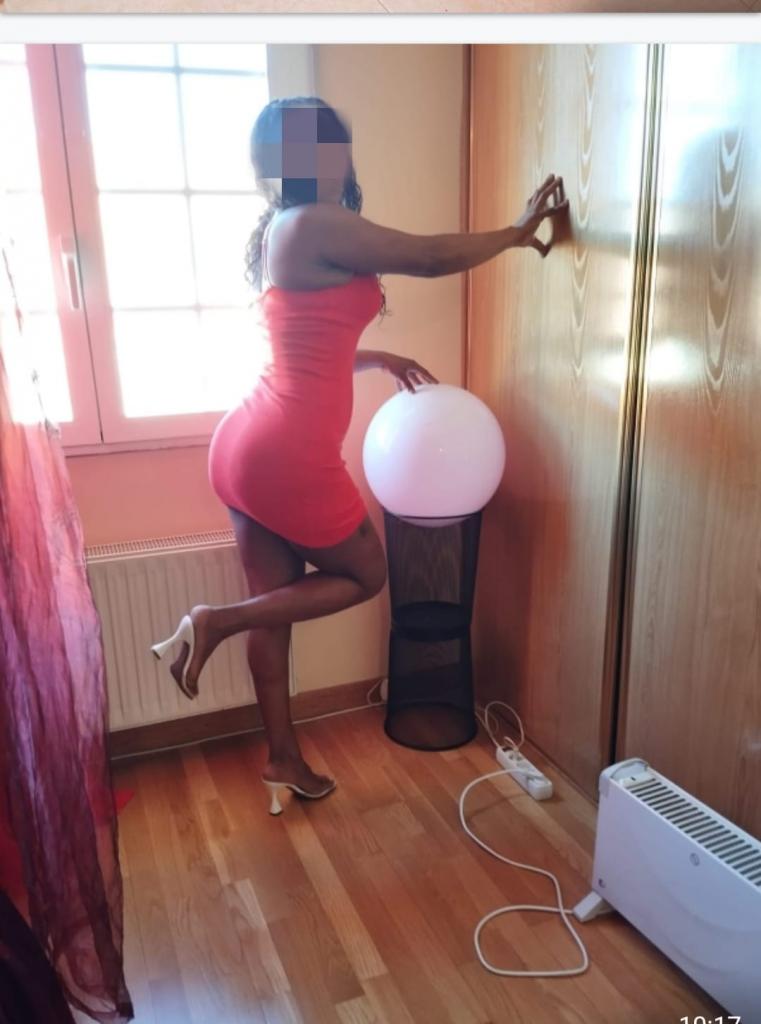 Chica busca chico en Castellón: 