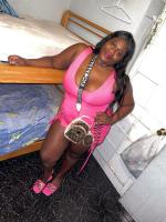 631434875: Chica busca chico en Huelva