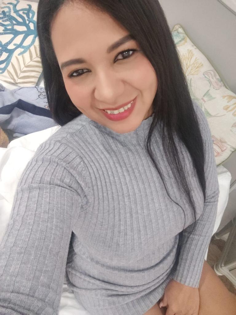 637952355: Chica busca chico en Málaga