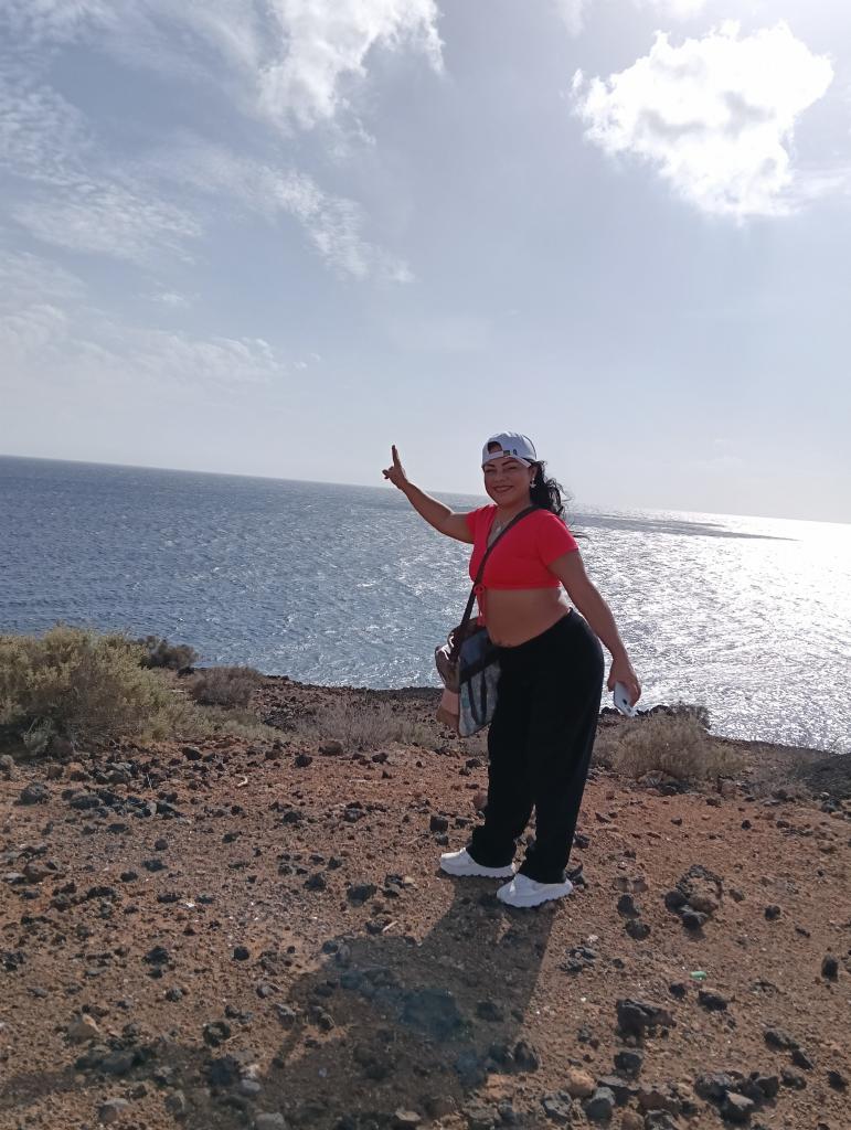 Chica busca chico en Tenerife: 