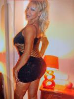 663439766: Chica busca chico en León