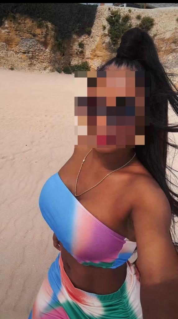 Chica busca chico en Cádiz: 