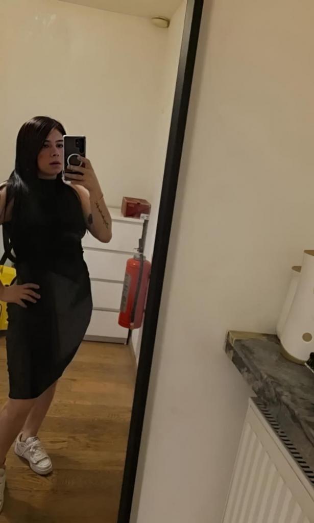 Chica busca chico en Almería: 