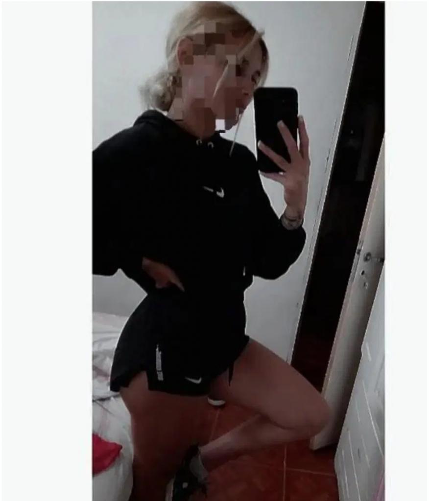 Chica busca chico en Almería: 
