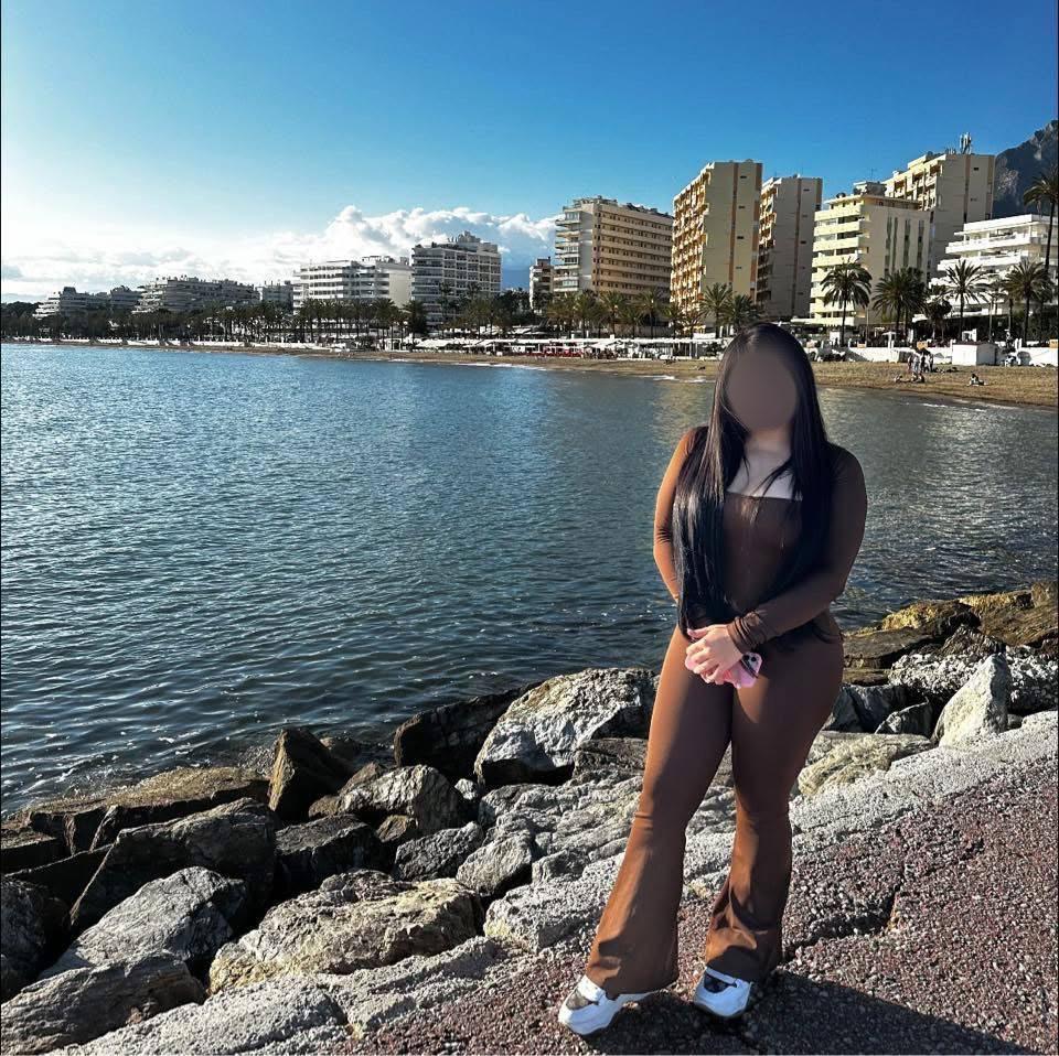 Chica busca chico en Almería: 
