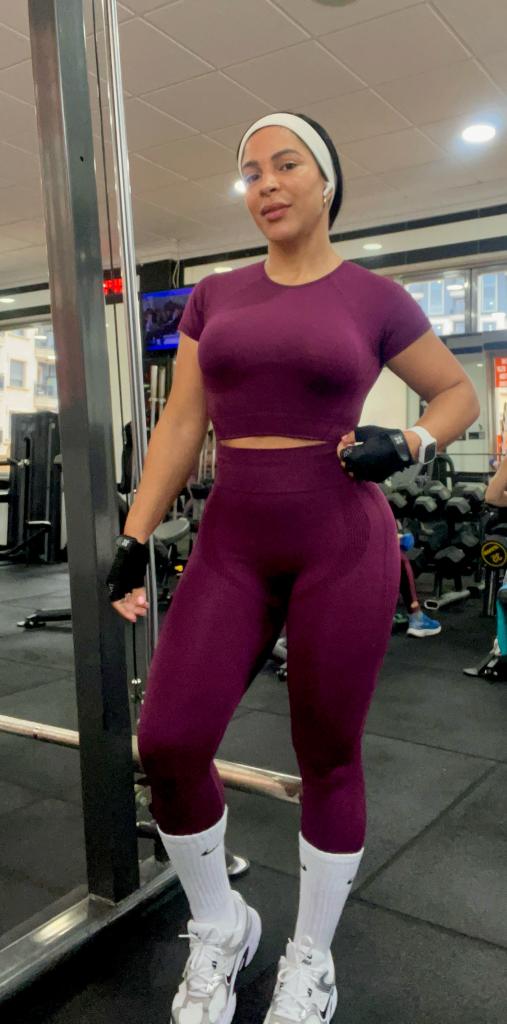 604169949: Chica busca chico en Málaga