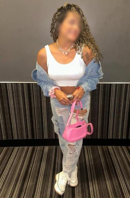 Chica busca chico en Sevilla: 