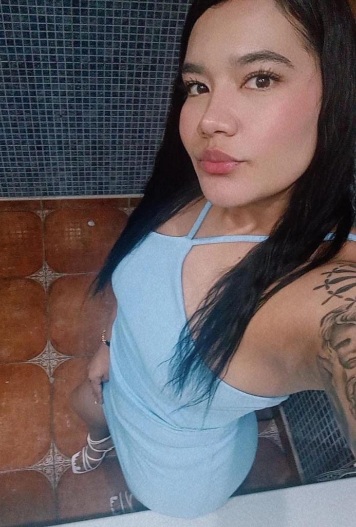 Chica busca chico en Granada: 